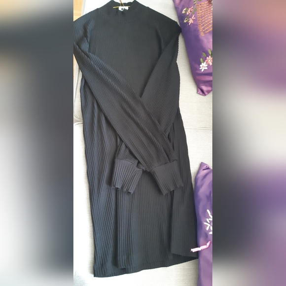 Wilfred ribbed dress. - Picture 2 of 3